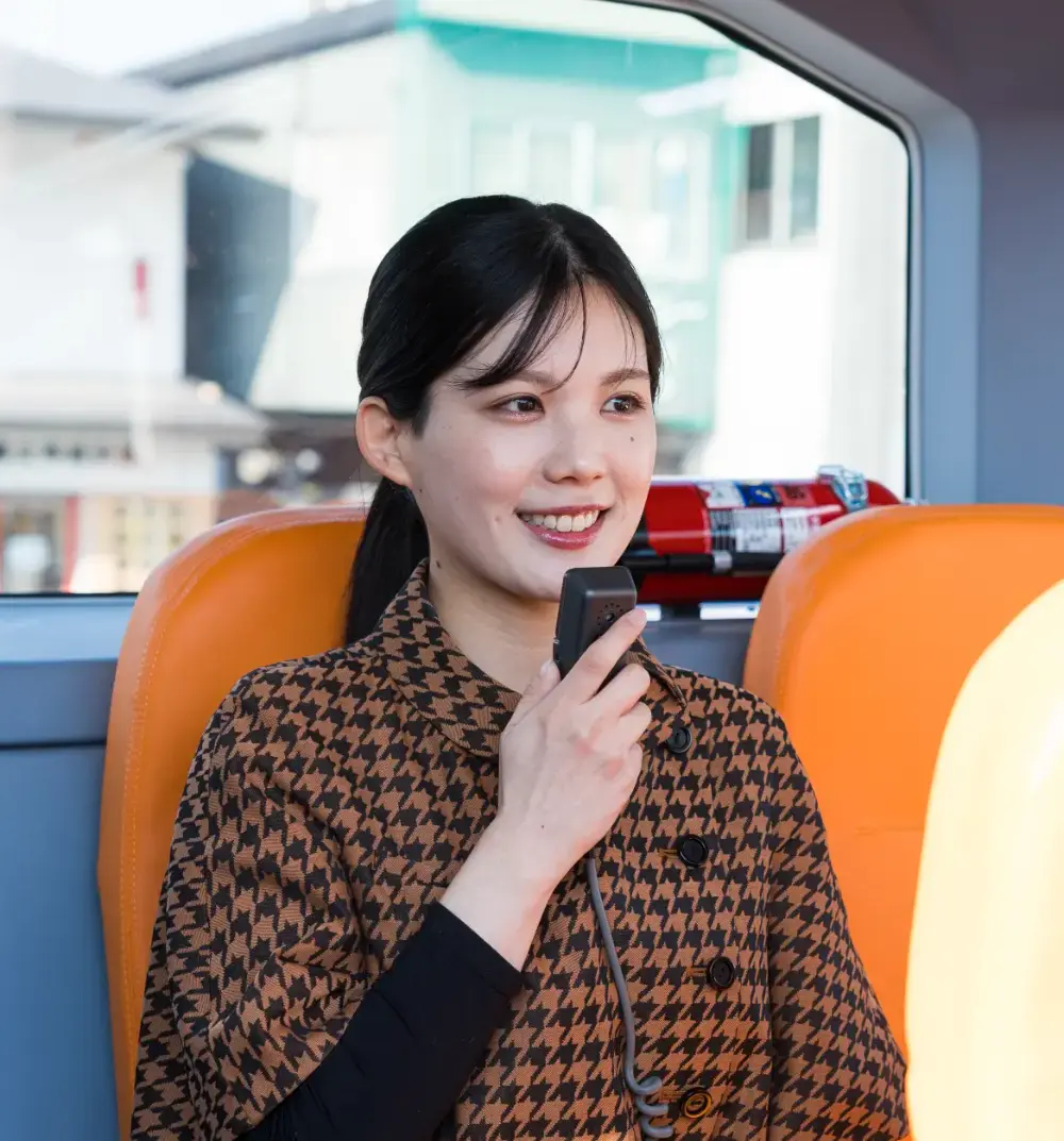 バスアナウンサーによるガイド